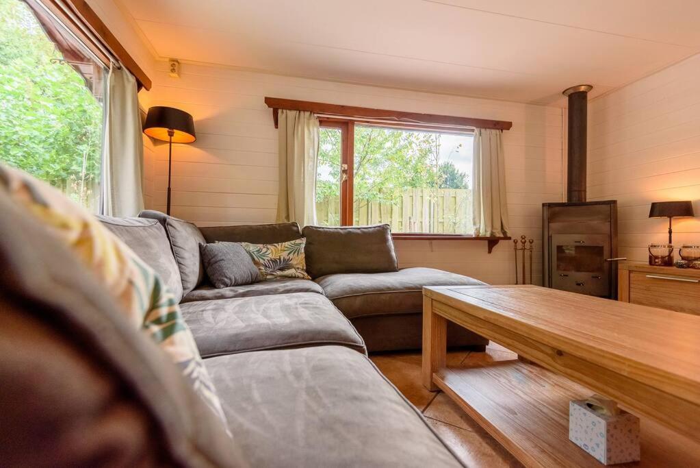 Spacious Wooden Cottage With Infra-Red Sauna At Veluwe 皮滕 外观 照片