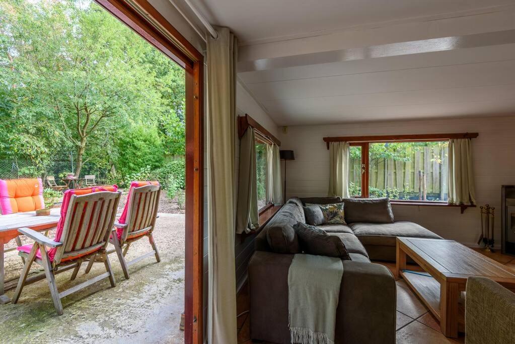 Spacious Wooden Cottage With Infra-Red Sauna At Veluwe 皮滕 外观 照片
