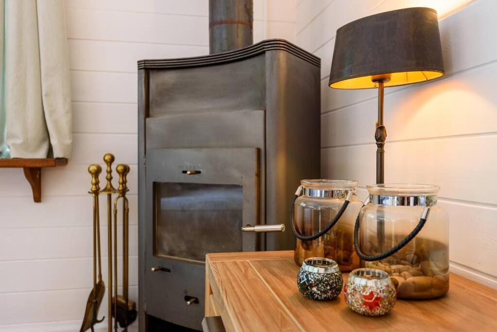 Spacious Wooden Cottage With Infra-Red Sauna At Veluwe 皮滕 外观 照片